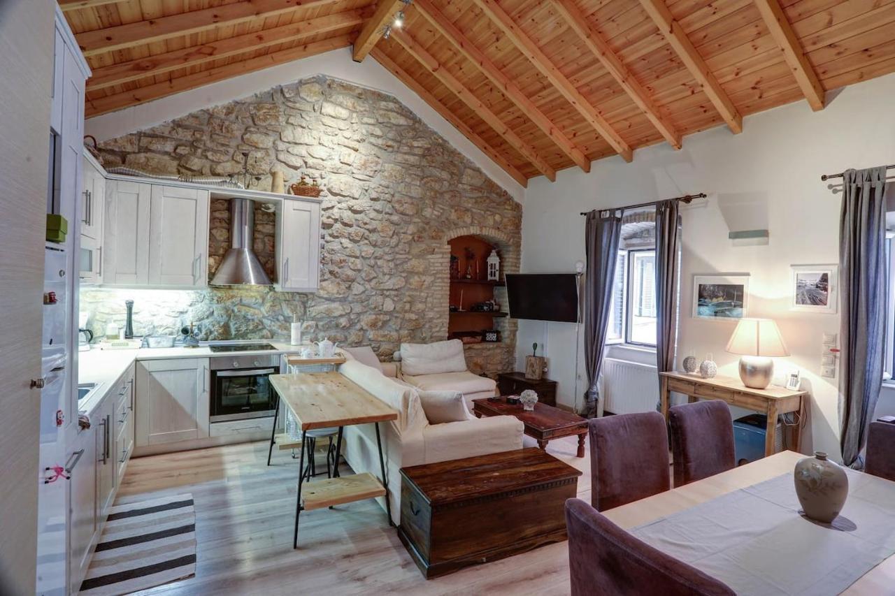 Luminous 2Bd Stone Apt In The Alleys Of Corfu Town Exteriör bild